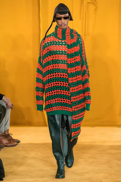Look 23